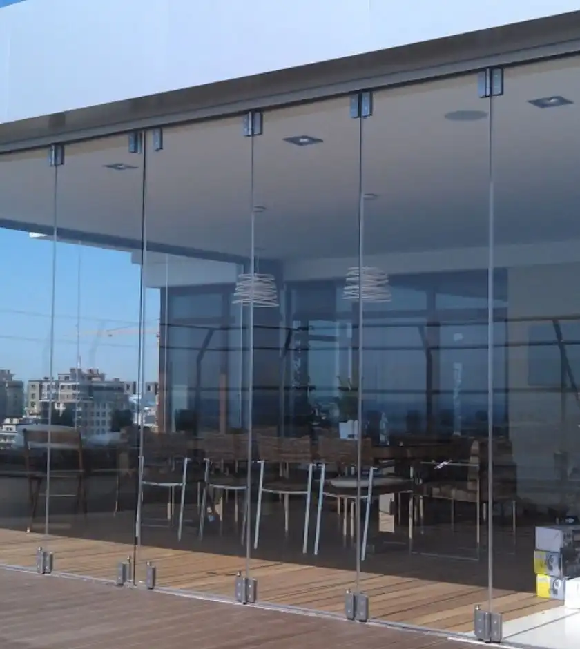 PATCH FITTING FACADE